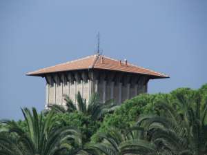 Xtrallusion photo gallery of Italy. Photos, pictures, images and photographs of the Italian Rivieras, the Italian Lakes, the Italian Alps, the Cinque Terre, the Amalfi coast and some of the most beautiful corners of Italy. Plus photos of Italian cities such as Pisa, Milan, Genoa and Rome.